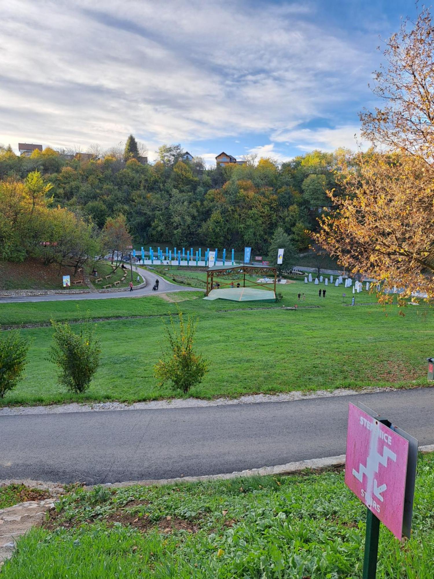 Vila Mala Farma Nani Visoko Exteriér fotografie