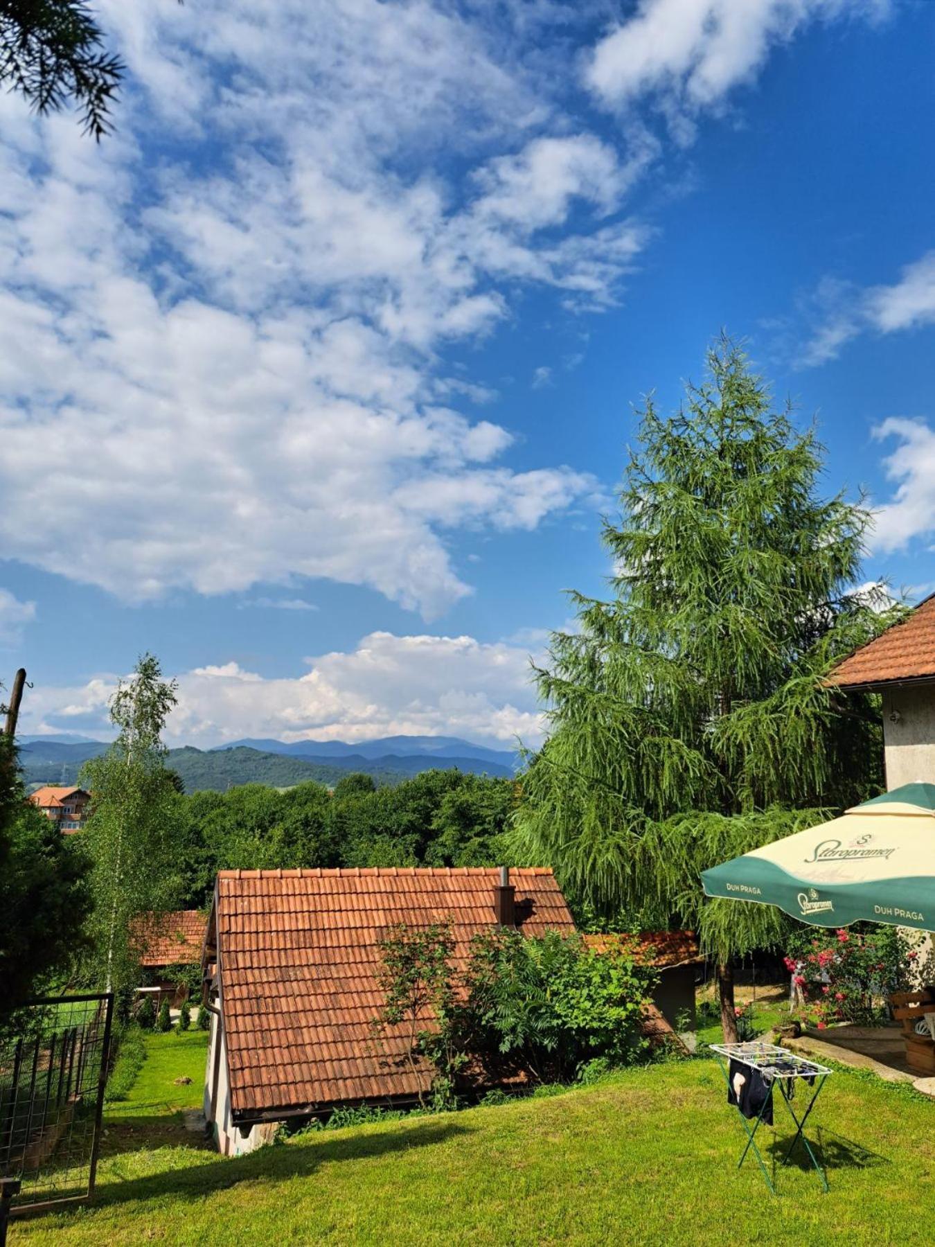 Vila Mala Farma Nani Visoko Exteriér fotografie