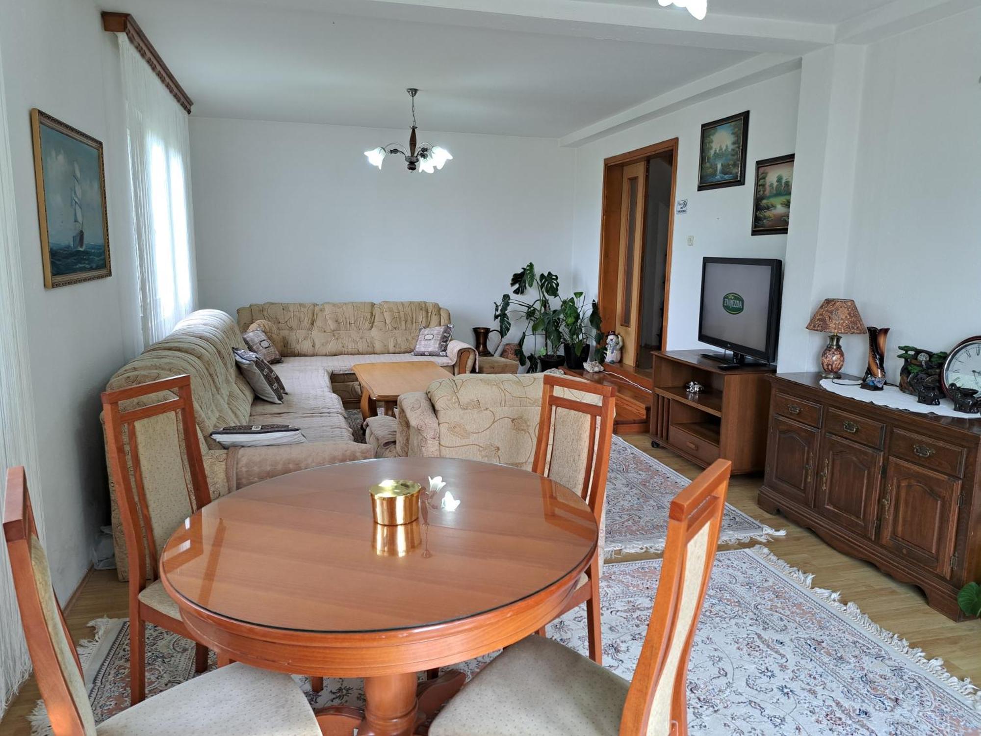 Vila Mala Farma Nani Visoko Exteriér fotografie