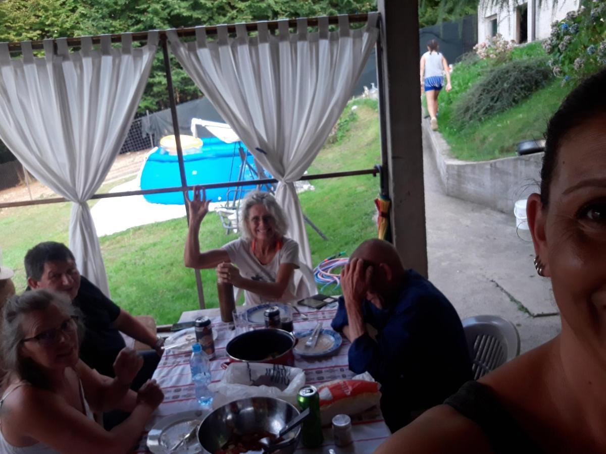 Vila Mala Farma Nani Visoko Exteriér fotografie